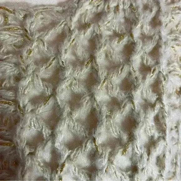 Ces Femme Sweater Cream And Gold Open Weave Knit Women’s Size M Holiday Cozy - Picture 3 of 9